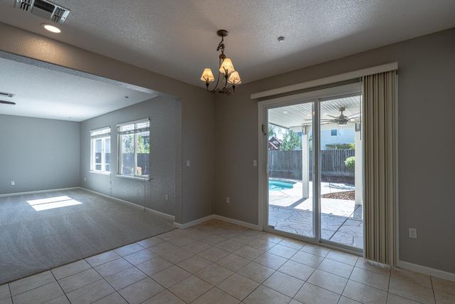 3865 Henshaw Rd, West Sacramento, CA 95691