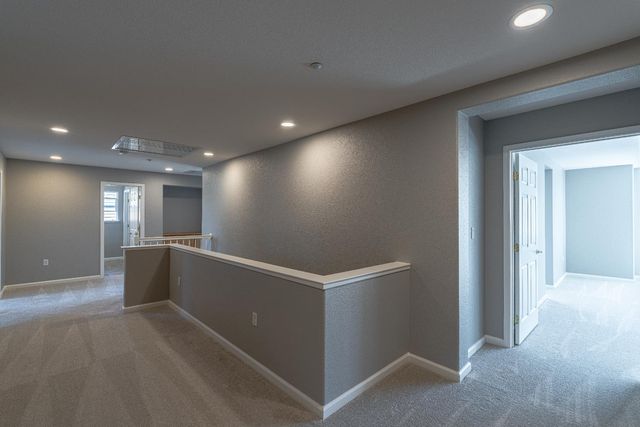 3865 Henshaw Rd, West Sacramento, CA 95691