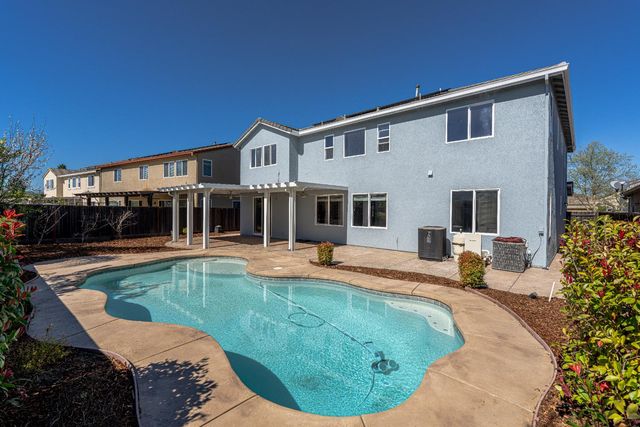 3865 Henshaw Rd, West Sacramento, CA 95691