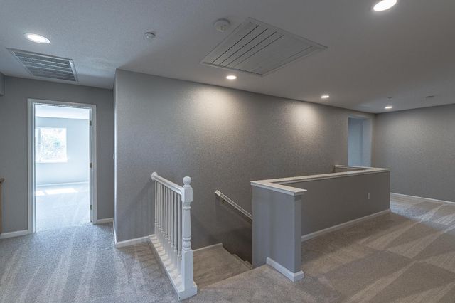 3865 Henshaw Rd, West Sacramento, CA 95691