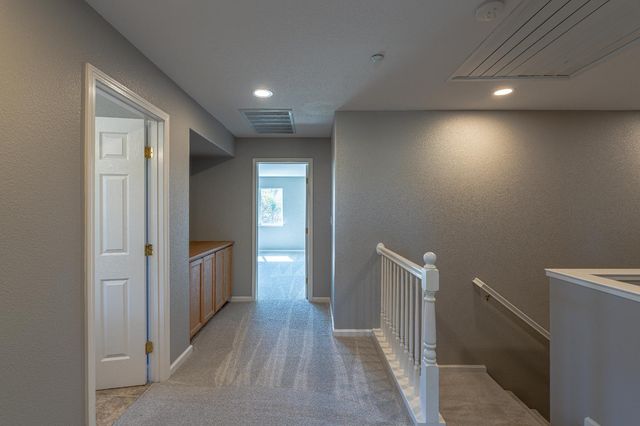 3865 Henshaw Rd, West Sacramento, CA 95691