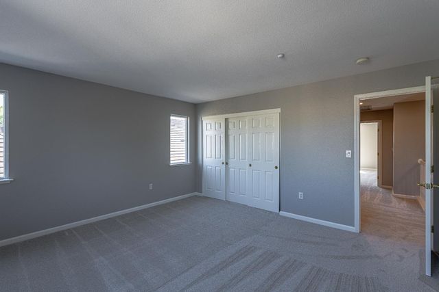 3865 Henshaw Rd, West Sacramento, CA 95691