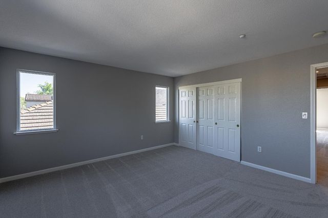 3865 Henshaw Rd, West Sacramento, CA 95691