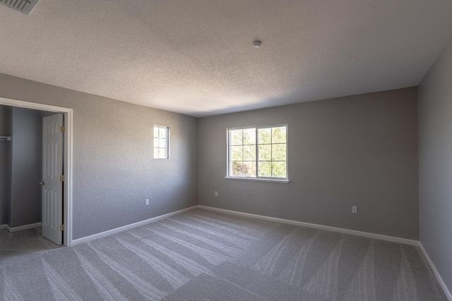 3865 Henshaw Rd, West Sacramento, CA 95691