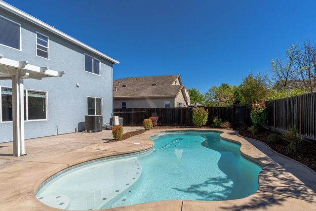 3865 Henshaw Rd, West Sacramento, CA 95691