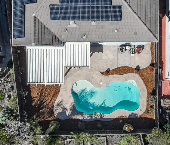 3865 Henshaw Rd, West Sacramento, CA 95691