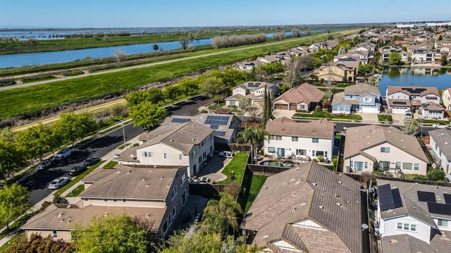 3865 Henshaw Rd, West Sacramento, CA 95691