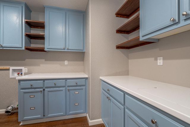 3865 Henshaw Rd, West Sacramento, CA 95691