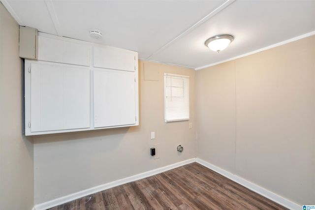 27 1ST STREET NE, Graysville, AL 35073