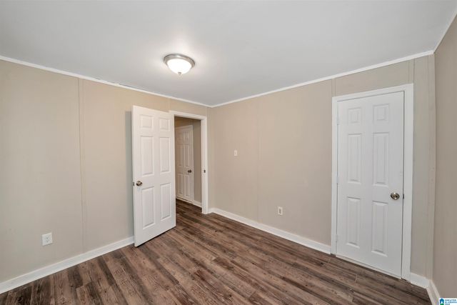 27 1ST STREET NE, Graysville, AL 35073