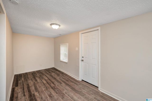 27 1ST STREET NE, Graysville, AL 35073