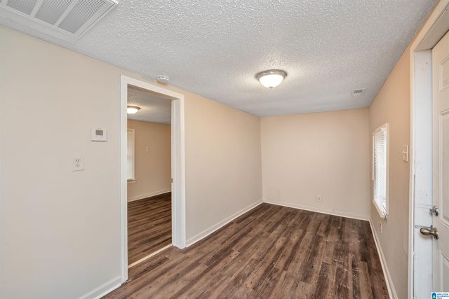 27 1ST STREET NE, Graysville, AL 35073