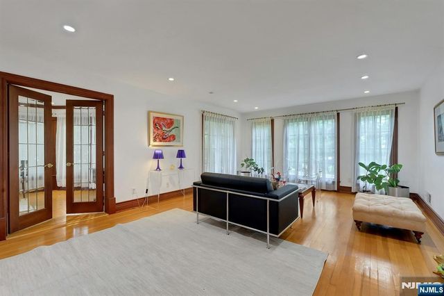 285 Arch Road, Englewood, NJ 07631