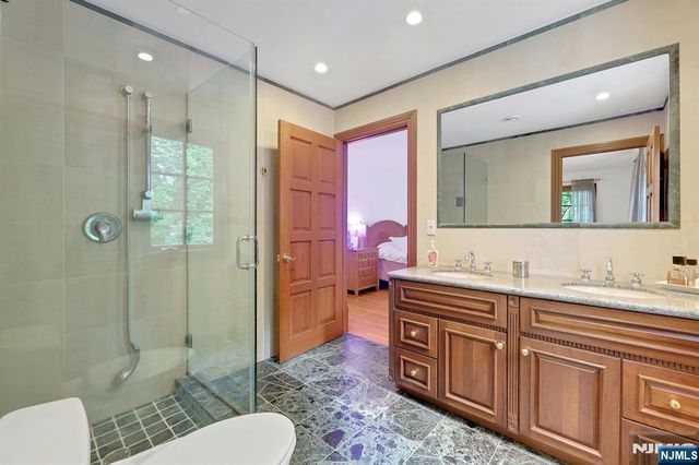 285 Arch Road, Englewood, NJ 07631