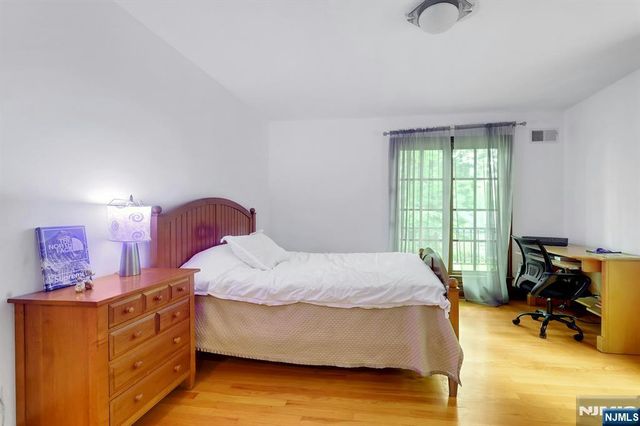 285 Arch Road, Englewood, NJ 07631