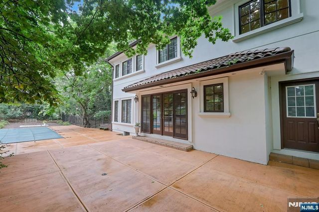 285 Arch Road, Englewood, NJ 07631