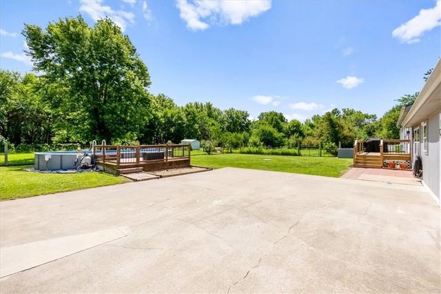 124 E 2300th Road, Wellsville, KS 66092