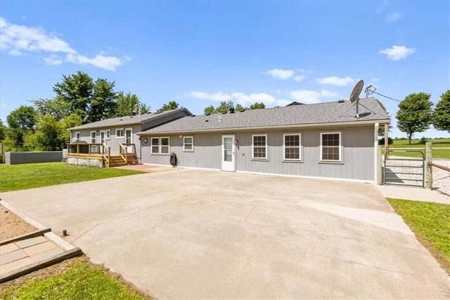 124 E 2300th Road, Wellsville, KS 66092
