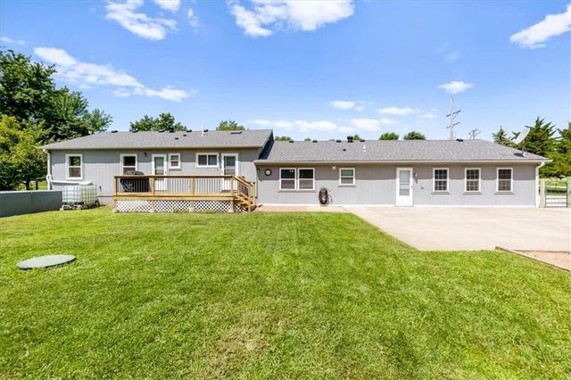 124 E 2300th Road, Wellsville, KS 66092