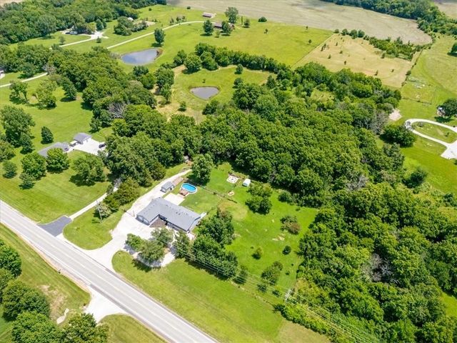 124 E 2300th Road, Wellsville, KS 66092