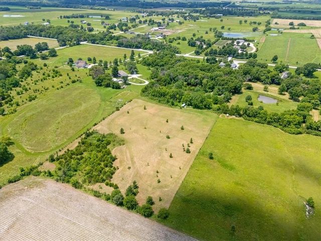 124 E 2300th Road, Wellsville, KS 66092