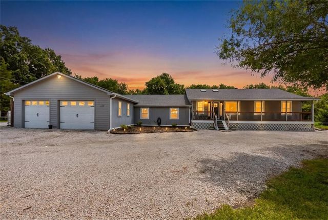 124 E 2300th Road, Wellsville, KS 66092