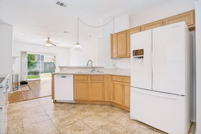 1703 White Mountain Way, Princeton, TX 75407