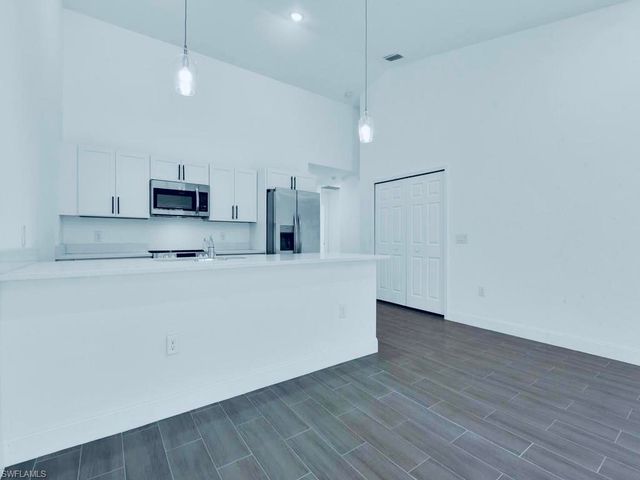 851 Bedford DR, Lehigh Acres, FL 33974