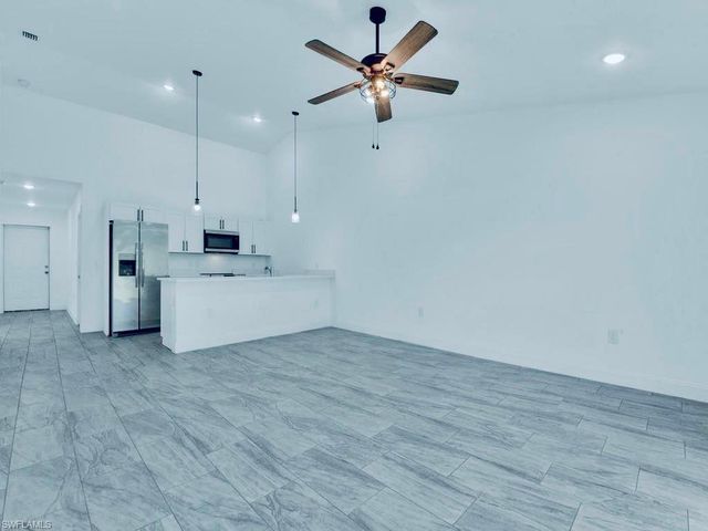851 Bedford DR, Lehigh Acres, FL 33974
