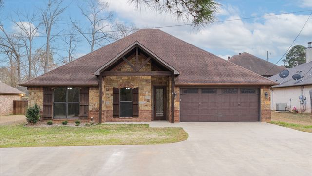 2114 W Hawkins Parkway, Longview, TX 75605
