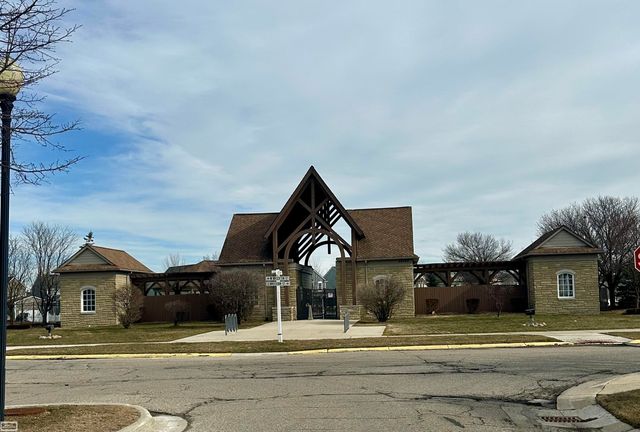 32238 Chatham Street, New Haven, MI 48048