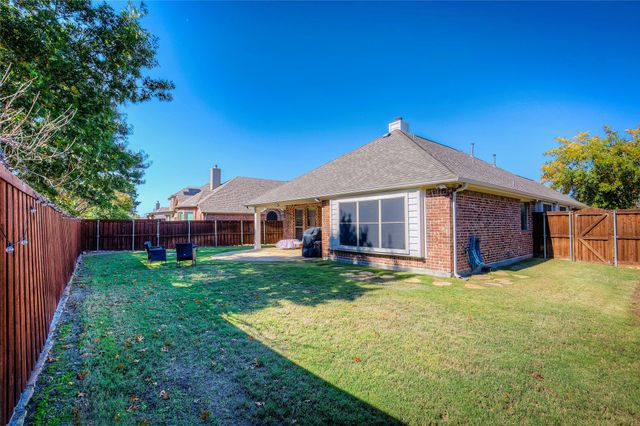 2472 Deerwood Drive, Little Elm, TX 75068