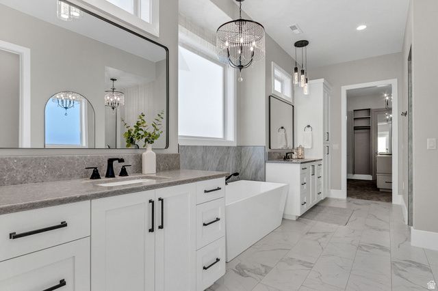 2978 S FARMLAND DR, Washington, UT 84780