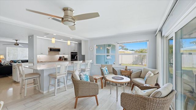 2486 BREAKWATER CIRCLE, Sarasota, FL 34231