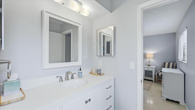 2486 BREAKWATER CIRCLE, Sarasota, FL 34231