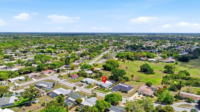 2486 BREAKWATER CIRCLE, Sarasota, FL 34231