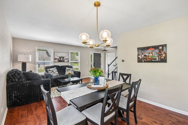 335 FARMHILL Circle, Wauconda, IL 60084