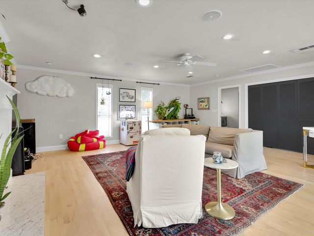 6004 Ken Avenue, Arlington, TX 76001