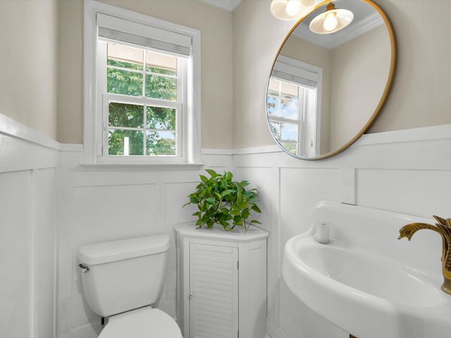 6004 Ken Avenue, Arlington, TX 76001