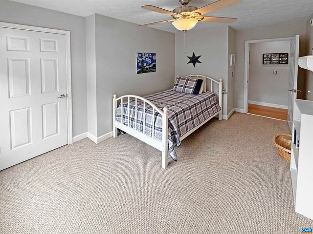 1646 PUGHS STORE RD, Afton, VA 22920