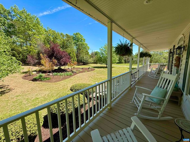 1646 PUGHS STORE RD, Afton, VA 22920