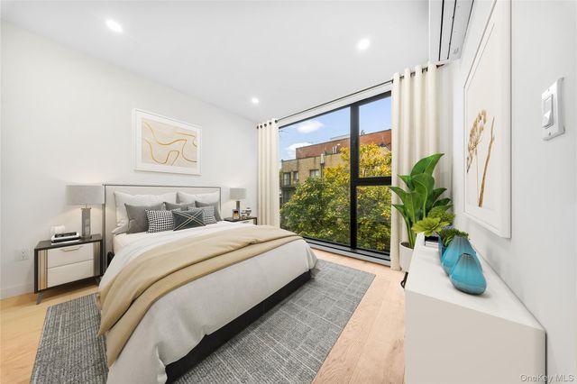 30-24 32nd Street 2B, Astoria, NY 11102