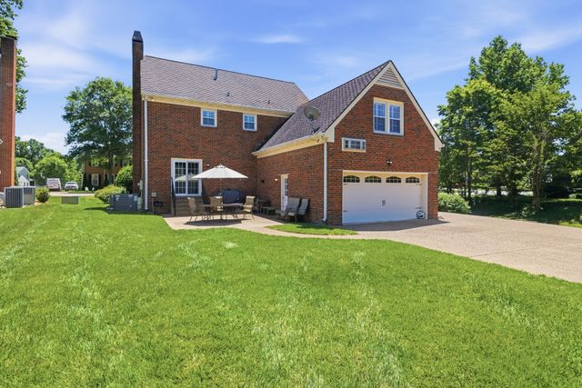 166 Cottonwood Dr, Franklin, TN 37069