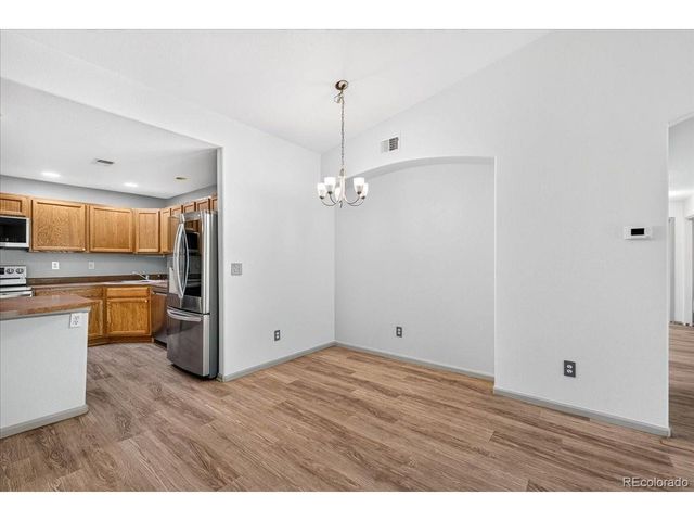 1703 Whitehall Dr 10B, Longmont, CO 80504