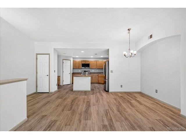 1703 Whitehall Dr 10B, Longmont, CO 80504