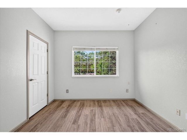 1703 Whitehall Dr 10B, Longmont, CO 80504