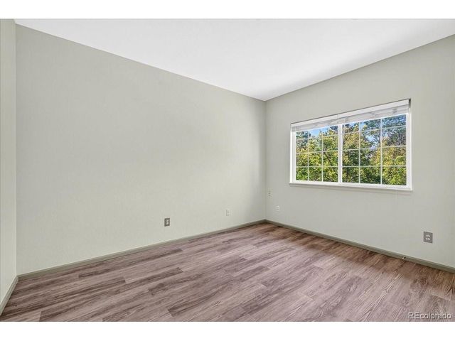 1703 Whitehall Dr 10B, Longmont, CO 80504