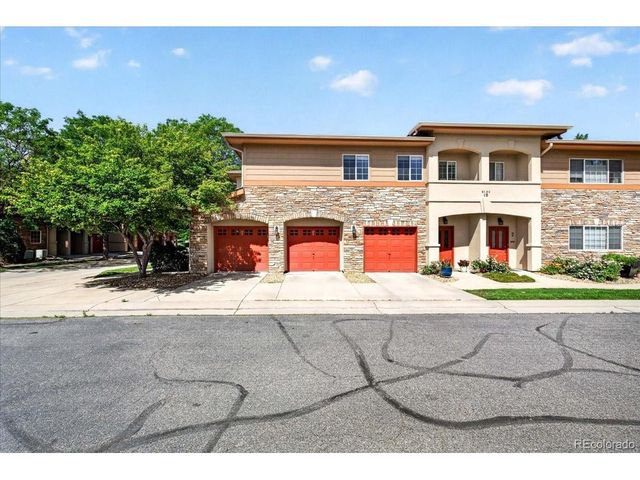 1703 Whitehall Dr 10B, Longmont, CO 80504