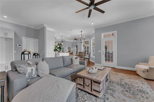 1546 S Roberts Road, Fayetteville, AR 72701