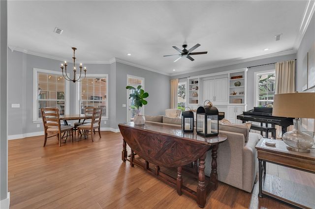 1546 S Roberts Road, Fayetteville, AR 72701